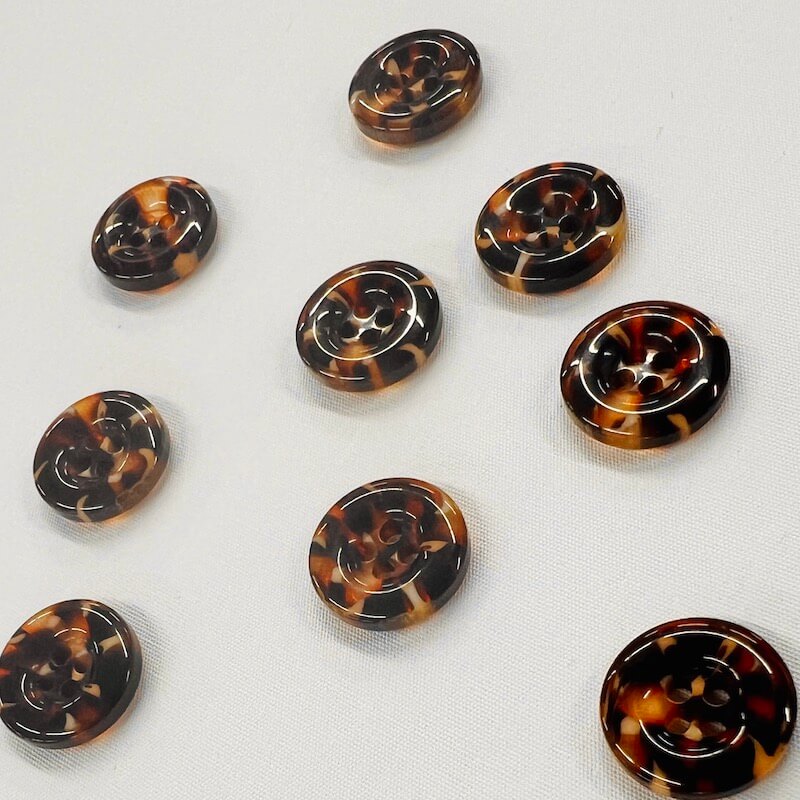 16mm (Size 24) - Multi Tone Button - Tortoise Shell