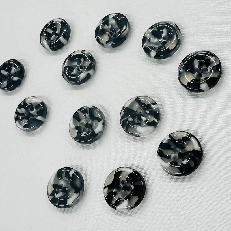 16mm (Size 24) - Multi Tone Button - Beach