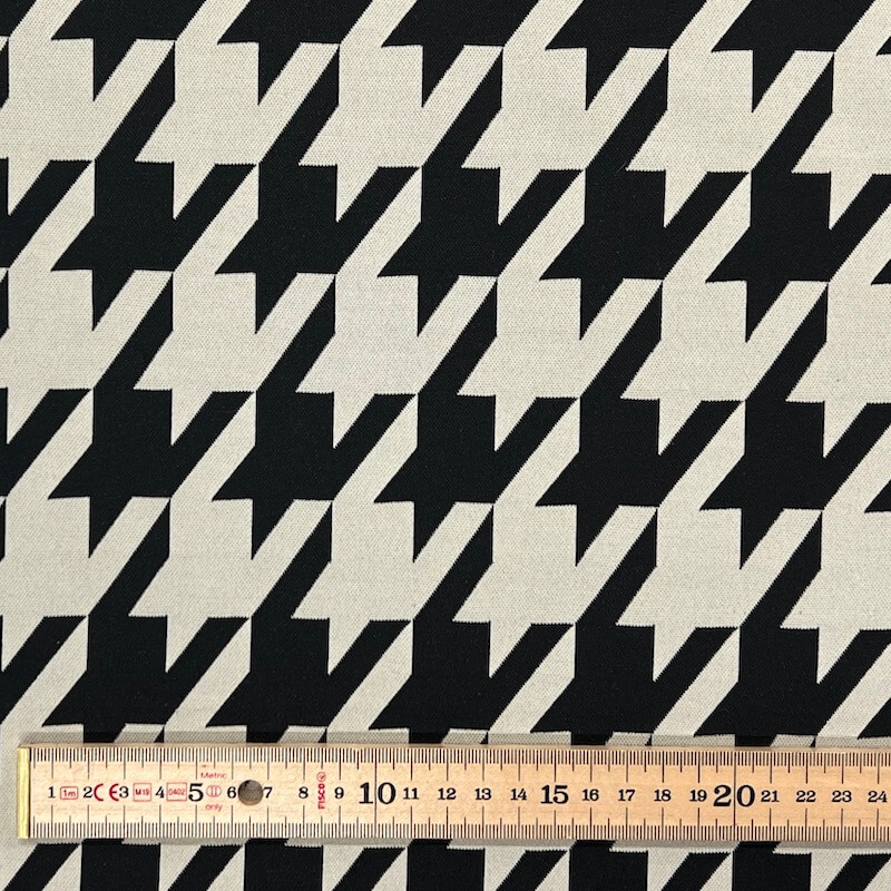 Jacquard Jersey - Large Houndstooth - Ecru/Black - Image 5