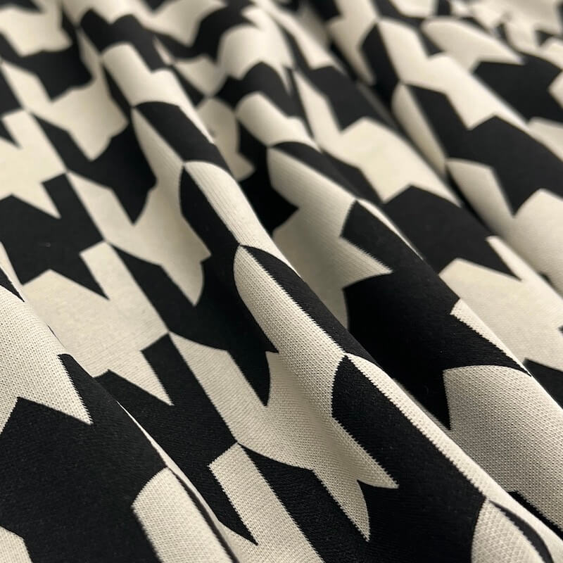 Jacquard Jersey - Large Houndstooth - Ecru/Black - Image 2
