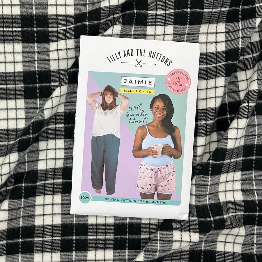 Brisbane Moss 100% Brushed Cotton - Black/Ecru Check - Image 3