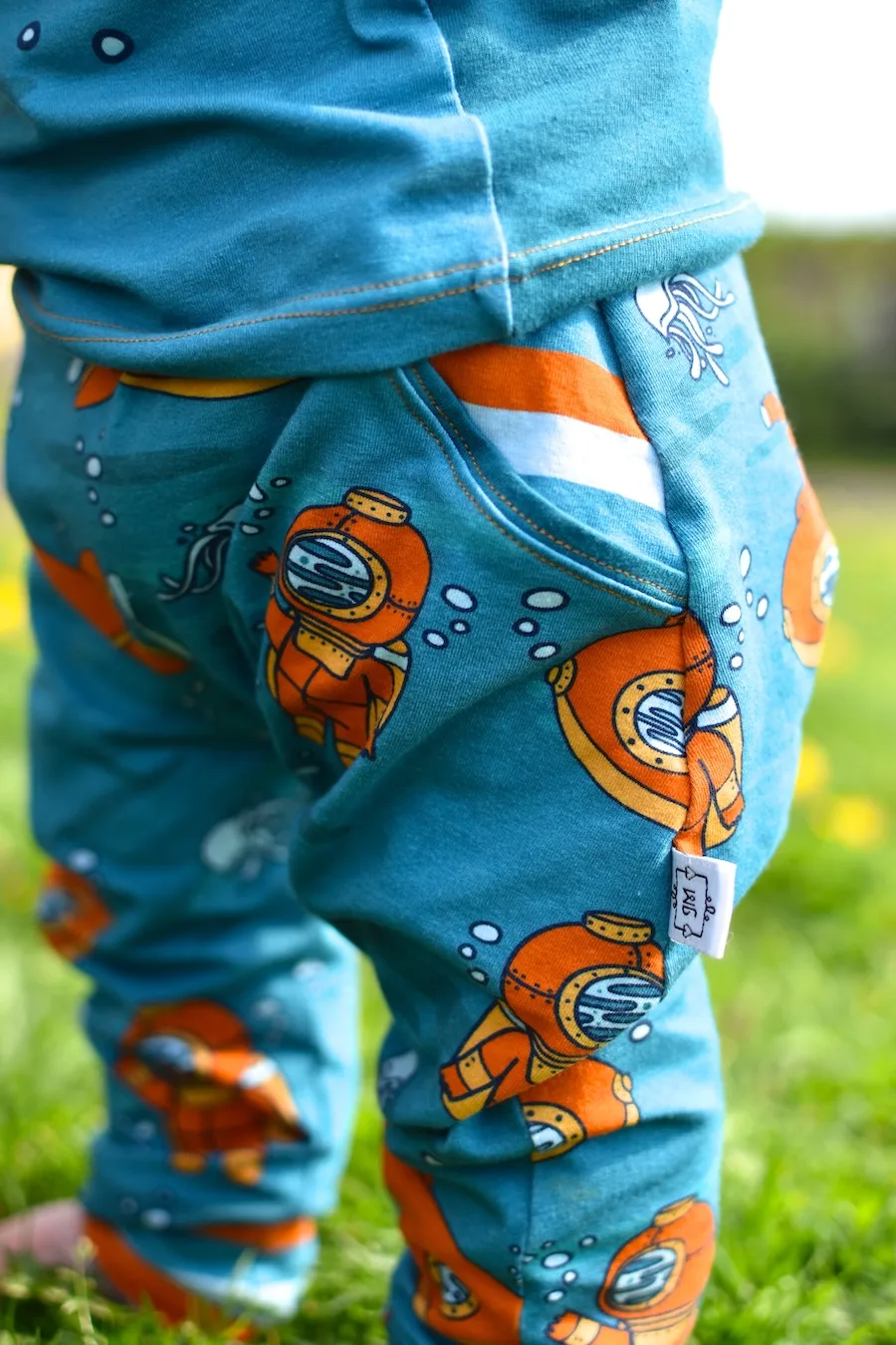 Waves & Wild Harem Pants PDF Pattern - Child - Image 4