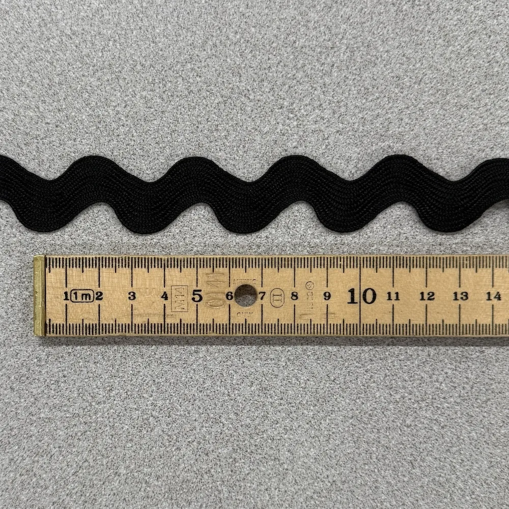 Jumbo Ric-Rac Trim - Black - Image 2