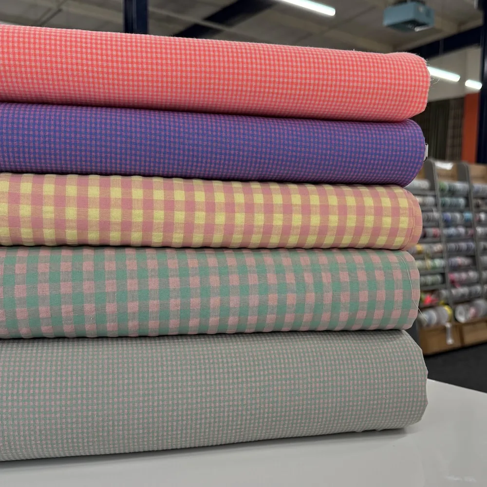 Lightweight Textured Gingham - Mini Check - Pink & Green - Image 7