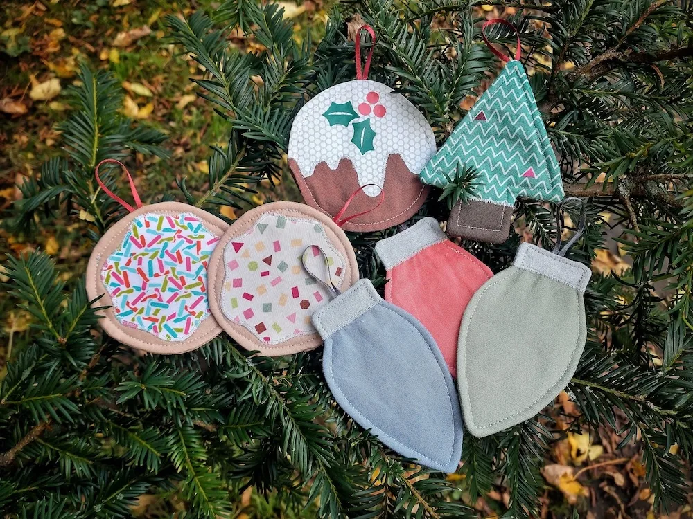 Waves & Wild Advent Calendar & Christmas Decorations PDF Pattern - Image 3