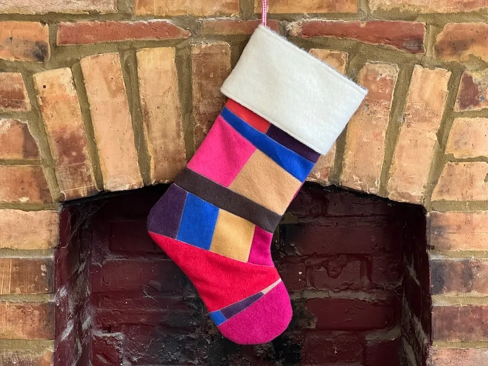 Waves & Wild Christmas Stocking PDF Pattern - Image 2
